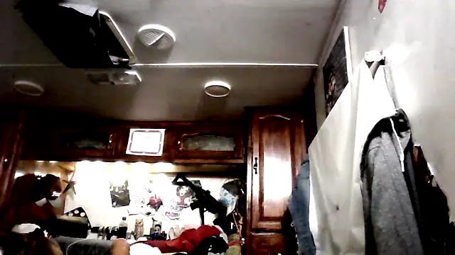 Snapshot of LitLilt chatting on March 15, 6:53 am LitLilt online show from March 15, 6:53 am
