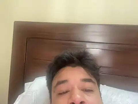 coolboy6566 online show from September 15, 7:31 am