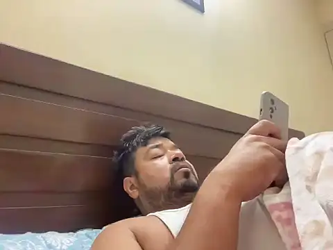 Snapshot of coolboy6566 chatting on December 19, 1:09 am coolboy6566 online show from December 19, 1:09 am