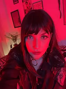 Snapshot of Sofia_Poly chatting on November 11, 11:42 pm Sofia Poly online show from November 11, 11:42 pm