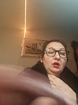 Snapshot of Genoveva73sexy chatting on February 19, 11:14 pm Genoveva73sexy online show from February 19, 11:14 pm