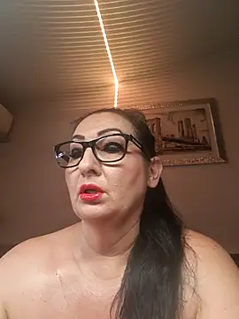 Snapshot of Genoveva73sexy chatting on September 10, 1:54 pm Genoveva73sexy online show from September 10, 1:54 pm