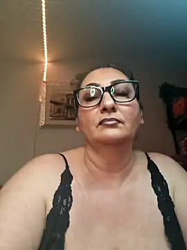 Snapshot of Genoveva73sexy chatting on February 24, 5:42 pm Genoveva73sexy online show from February 24, 5:42 pm