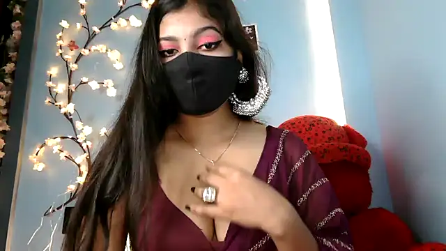 Snapshot of Reena_Singh53 chatting on September 21, 1:49 pm Reena Singh53 online show from September 21, 1:49 pm