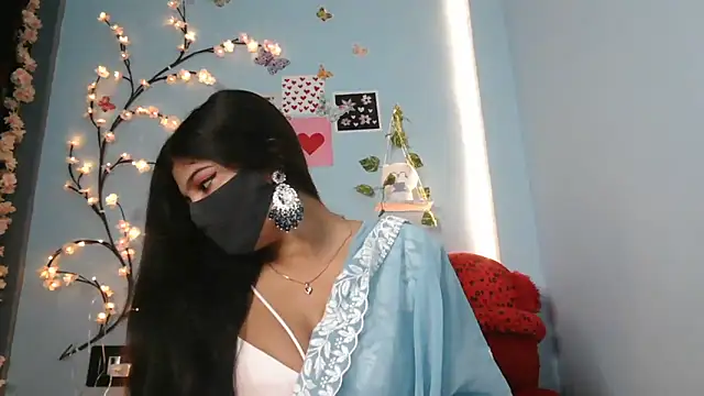 Reena Singh53 online show from October 28, 1:32 pm