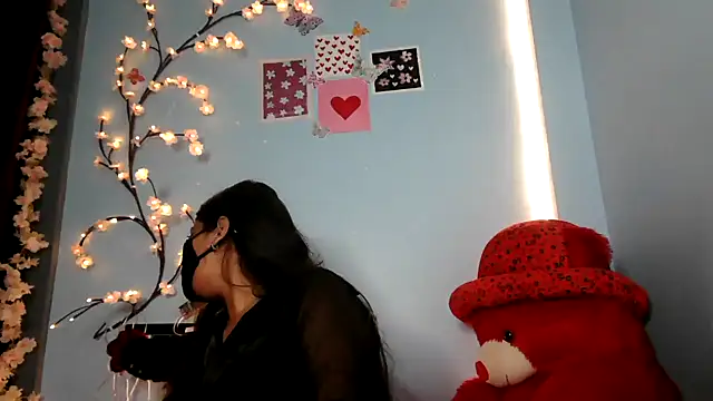 Reena Singh53 online show from November 30, 2:18 pm