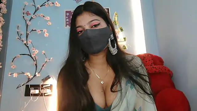 Reena Singh53 online show from November 4, 6:28 am