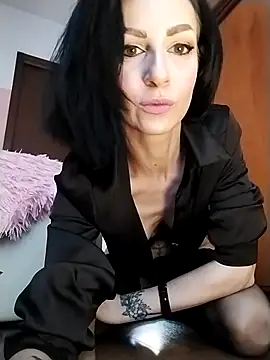 dahlia 82 online show from May 9, 3:48 pm