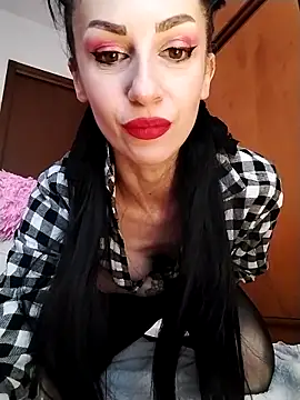 dahlia 82 online show from March 24, 11:10 am