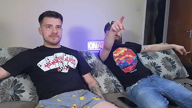 JohnnyStepBro online show from December 9, 6:14 pm