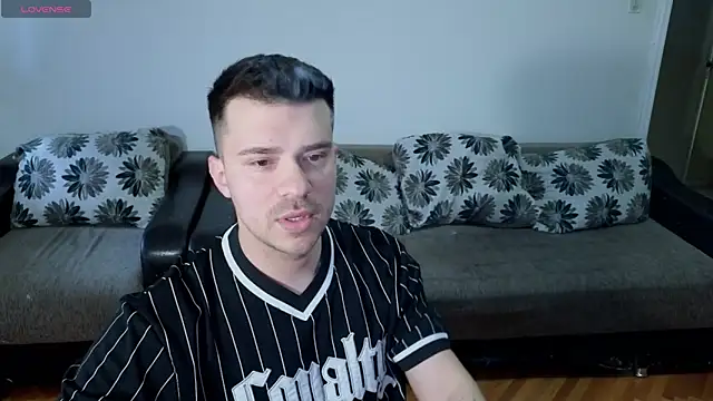 JohnnyStepBro online show from March 20, 1:45 pm