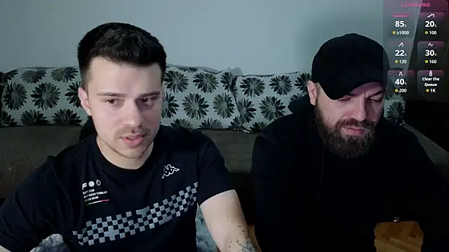 JohnnyStepBro online show from March 31, 6:10 pm