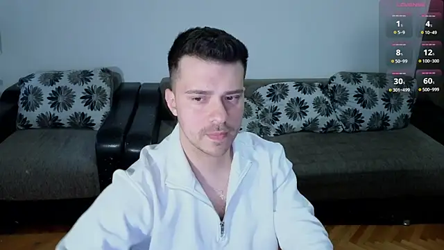 JohnnyStepBro online show from March 22, 2:40 pm