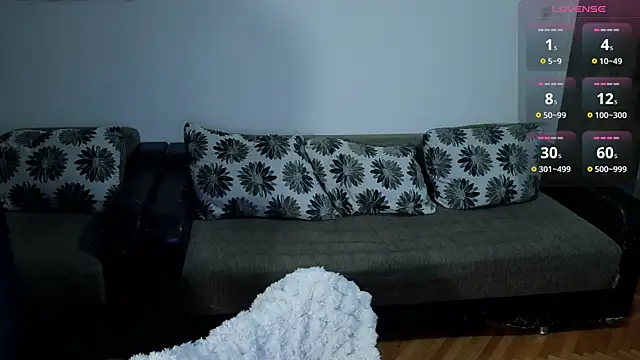 JohnnyStepBro online show from March 7, 4:45 pm