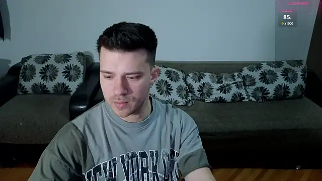 JohnnyStepBro online show from March 18, 6:42 pm