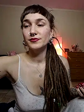 Snapshot of FoxRineHelen chatting on February 28, 5:26 pm FoxRineHelen online show from February 28, 5:26 pm