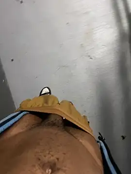 Snapshot of zeekBbc chatting on November 1, 8:41 am zeekBbc online show from November 1, 8:41 am