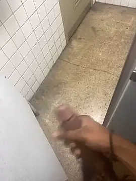 Snapshot of zeekBbc chatting on March 10, 1:34 am zeekBbc online show from March 10, 1:34 am