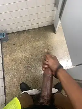 Snapshot of zeekBbc chatting on January 22, 6:52 pm zeekBbc online show from January 22, 6:52 pm