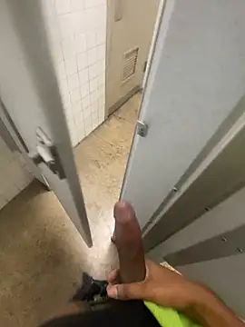 Snapshot of zeekBbc chatting on January 20, 6:32 pm zeekBbc online show from January 20, 6:32 pm