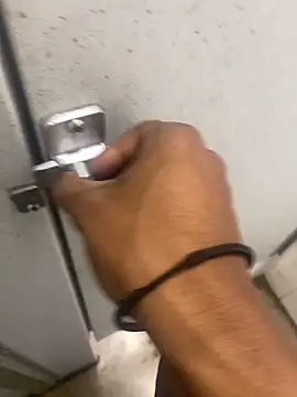 Snapshot of zeekBbc chatting on February 15, 8:34 pm zeekBbc online show from February 15, 8:34 pm