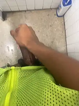 Snapshot of zeekBbc chatting on February 2, 8:41 pm zeekBbc online show from February 2, 8:41 pm