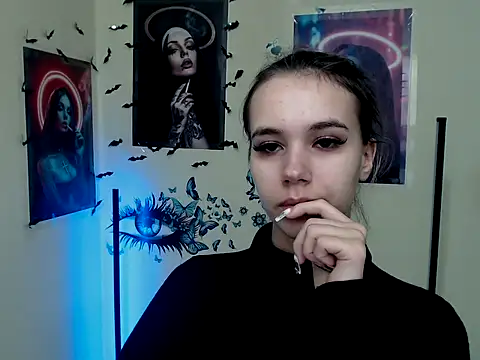  StAcY online show from November 22, 5:28 am