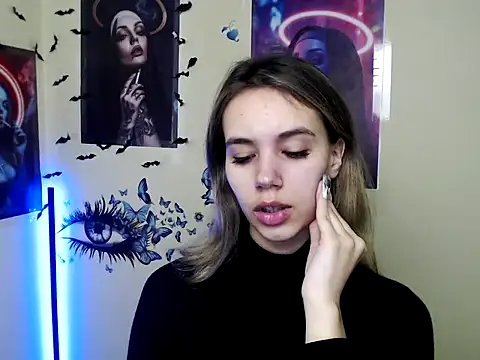  StAcY online show from October 27, 7:09 am