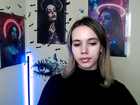  StAcY online show from October 25, 12:17 pm