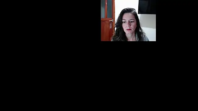 Snapshot of Hanny_24 chatting on June 8, 9:10 am Hanny 24 online show from June 8, 9:10 am