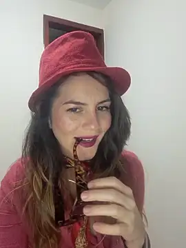 Hanny 24 online show from October 10, 3:18 am