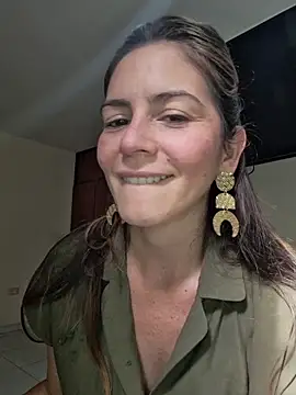 Hanny 24 online show from February 9, 8:18 pm