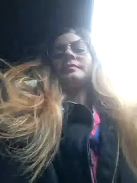 Hanny 24 online show from March 15, 11:40 am