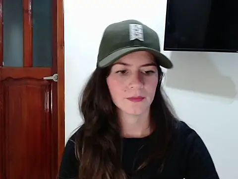 Snapshot of Hanny_24 chatting on July 19, 11:45 pm Hanny 24 online show from July 19, 11:45 pm