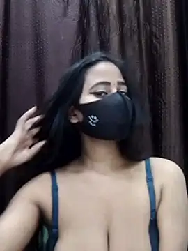 Snapshot of Lalisa_sexy chatting on December 2, 4:52 pm Lalisa sexy online show from December 2, 4:52 pm