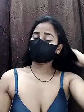 Lalisa sexy online show from April 2, 10:49 pm