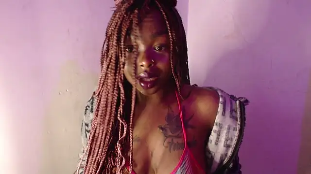  Zooee online show from April 12, 8:39 am