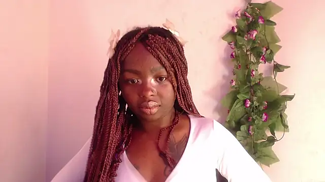  Zooee online show from May 2, 7:08 pm