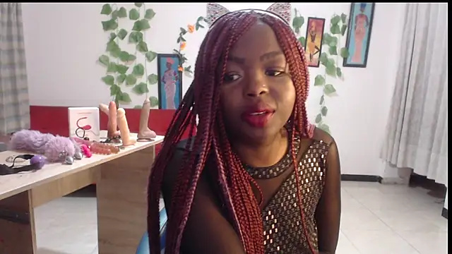 Snapshot of _Zooee chatting on October 25, 11:38 pm Zooee online show from October 25, 11:38 pm