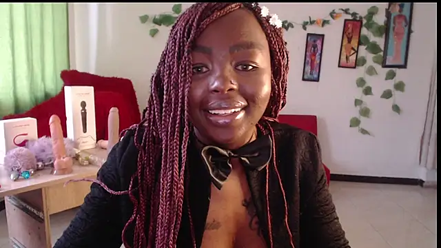  Zooee online show from February 21, 9:28 pm