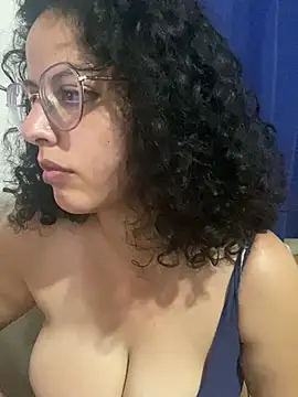 Snapshot of babyluna939 chatting on March 3, 11:03 pm babyluna939 online show from March 3, 11:03 pm