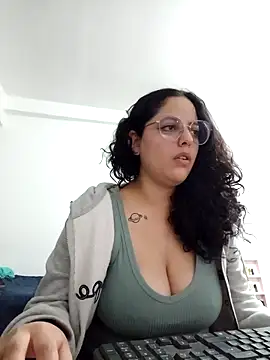 babyluna939 online show from April 28, 11:42 pm