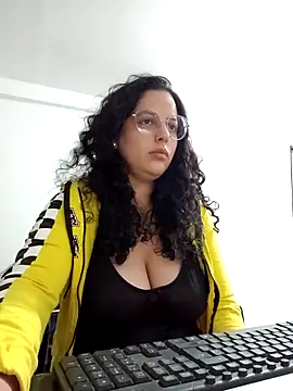 babyluna939 online show from May 9, 11:41 pm