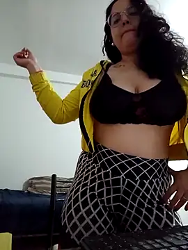 babyluna939 online show from May 8, 1:59 pm