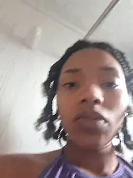 Snapshot of sara_williams01 chatting on September 14, 6:52 pm sara williams01 online show from September 14, 6:52 pm