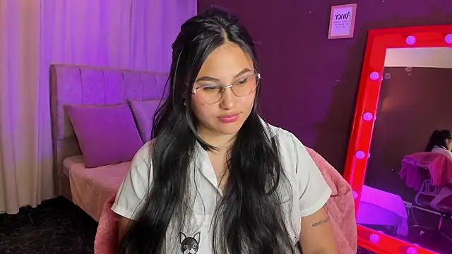 Little Ivy online show from March 10, 7:18 pm