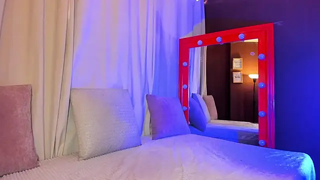 Little Ivy online show from February 21, 1:46 pm