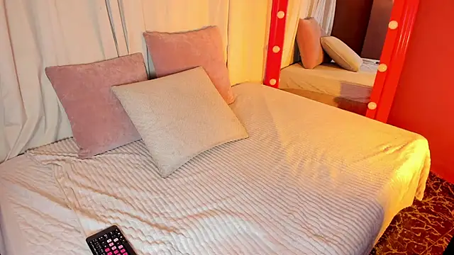 Little Ivy online show from February 18, 7:21 pm