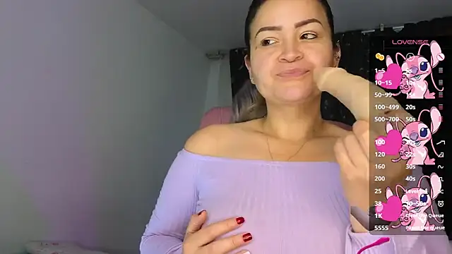 Snapshot of scarletteowens chatting on May 26, 5:55 pm scarletteowens online show from May 26, 5:55 pm