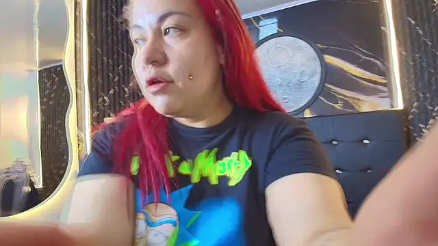 Bruja  Scarlata online show from September 30, 10:10 am